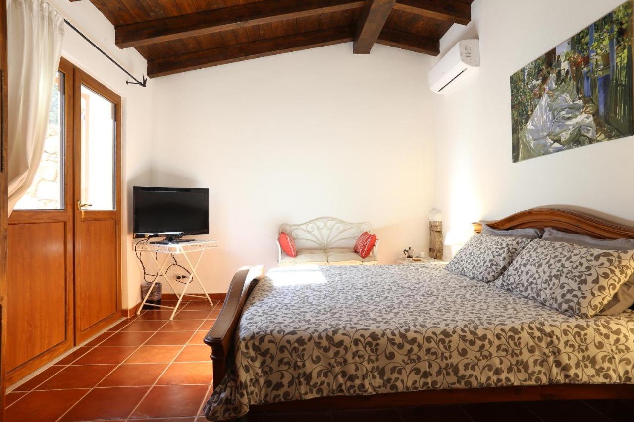 Villa Anastasia คุญญานา ภายนอก รูปภาพ